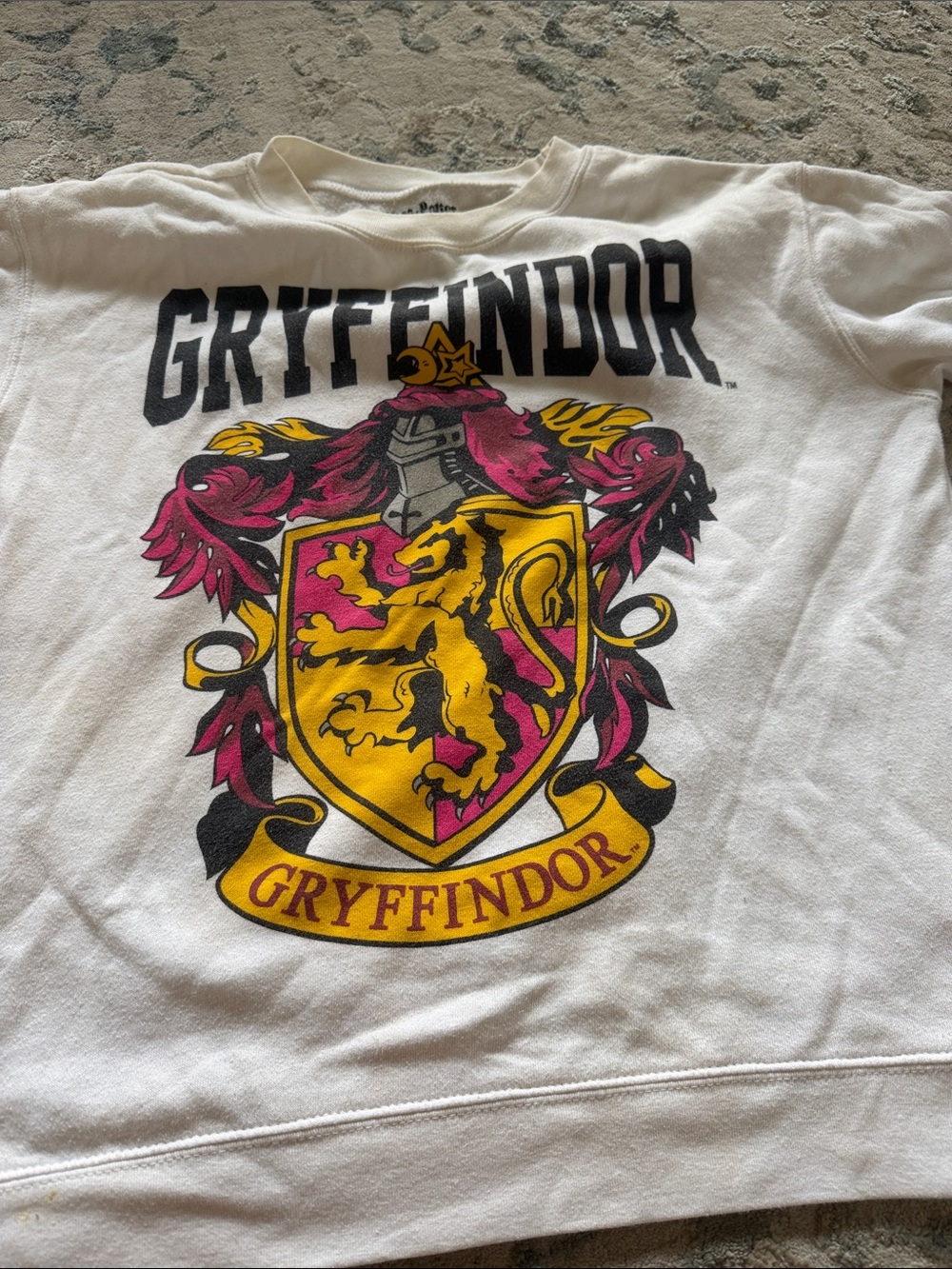 Warner Bros. White Kids Sweatshirt with Yellow & Pink Gryffindor Crest